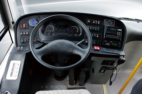 宇通ZK6120CHEVNG4公交车(天然气/电混动国五10-40座)