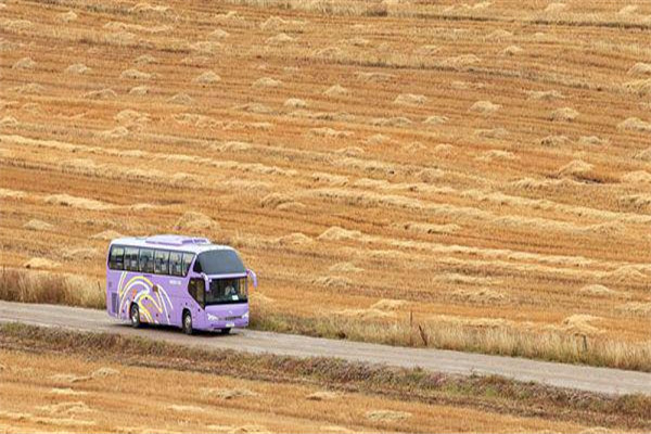 海格KLQ6122HAE50客车(柴油国五24-54座)