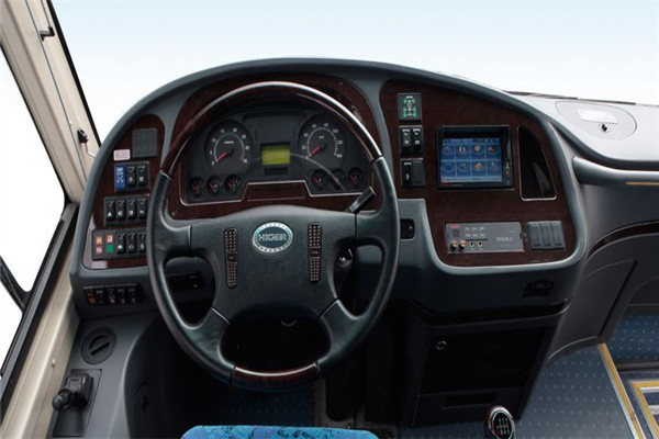 海格KLQ6905KQC50客车(天然气国五24-41座)