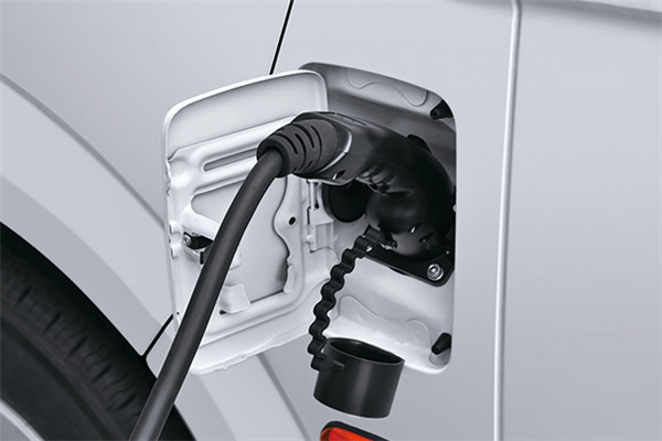 金旅XML6609JEV90客车(纯电动10-18座)