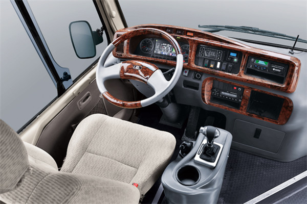 金旅XML6809JEV80客车(纯电动24-35座)