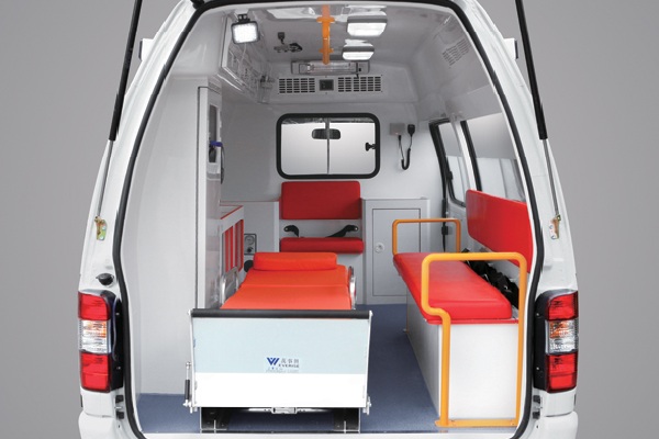 金旅XML5035XJH65救护车(汽油国五5-7座)