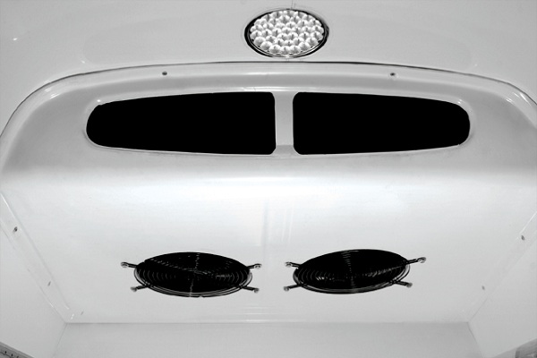 金旅XML5036XLC65E冷藏车(汽油国五2-5座)