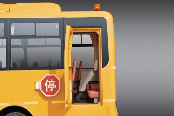 金旅XML6791J15XXC小学生专用校车(柴油国五24-42座)