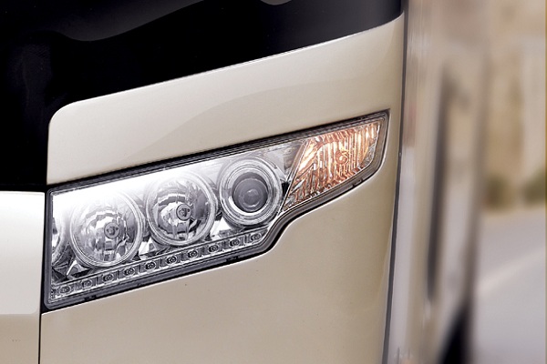 金旅XML6128J35N客车(天然气国五24-55座)