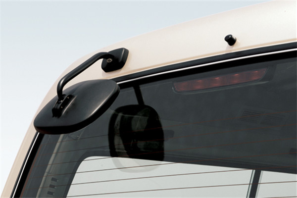 金旅XML6532JA8小型客车(柴油国四5-9座)