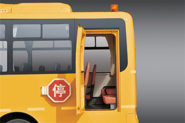 金旅XML6901J15XXC小学生专用校车(柴油国五24-47座)