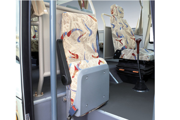 金旅XML6807J15Y客车(柴油国五24-34座)