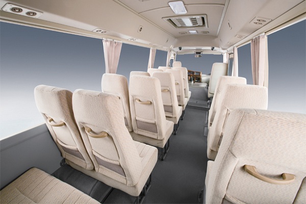 金旅XML6700J25N客车(天然气国五24-26座)
