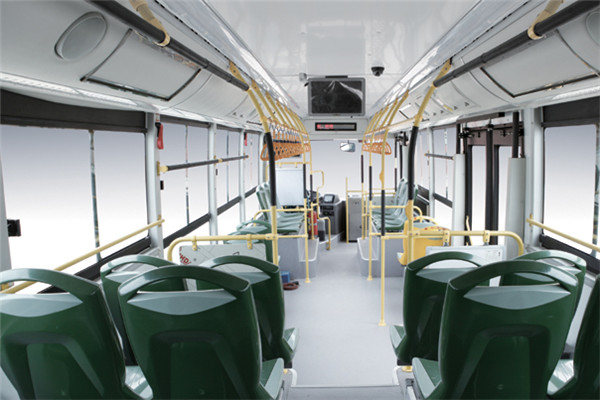 金旅XML6105JEV80C公交车(纯电动20-35座)