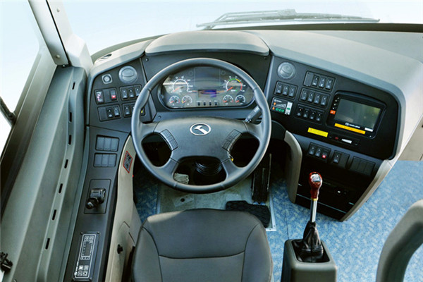 金龙XMQ6125HYD5C客车(柴油国五24-54座)