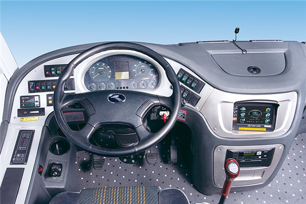 金龙XMQ6101AYD5C客车(柴油国四24-49座)