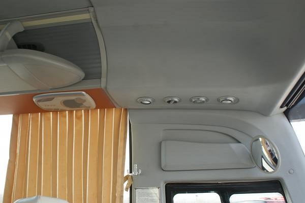 中通LCK6769HN1客车(天然气国五24-32座)