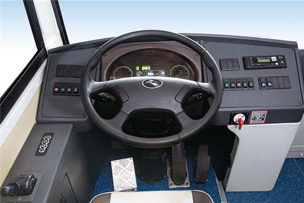 金龙XMQ6661AGBEV公交车(纯电动10-20座)