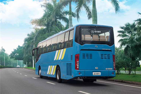 金龙XMQ6112AYD5C1客车(柴油国五24-52座)