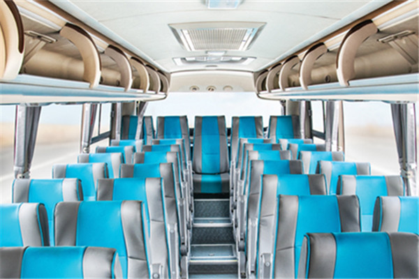 合客HK6819HQ5客车(LNG国五24-35座)