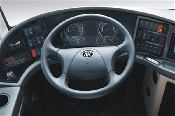 安凯HFF6850K10EV客车(纯电动24-35座)