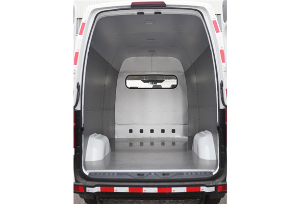 黄海DD5050XXYAHL厢式运输车(柴油国五3座)