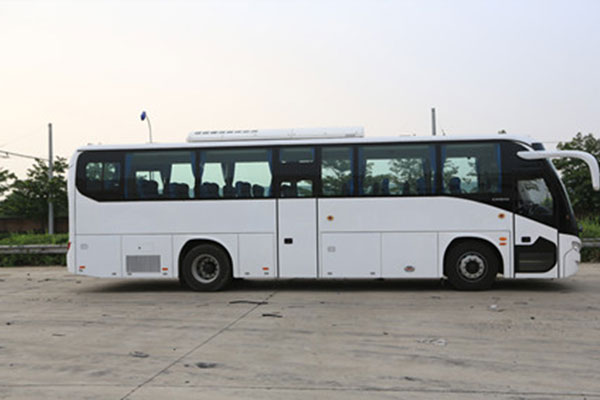 福田欧辉BJ6116EVUA-6客车(纯电动24-51座)