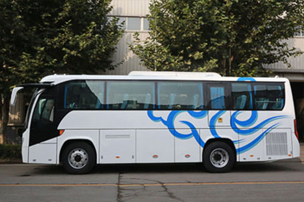 福田欧辉BJ6852EVUA-2客车(纯电动24-39座)