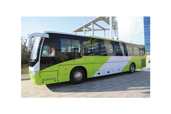 福田欧辉BJ6127C8MTB客车(天然气国五24-63座)