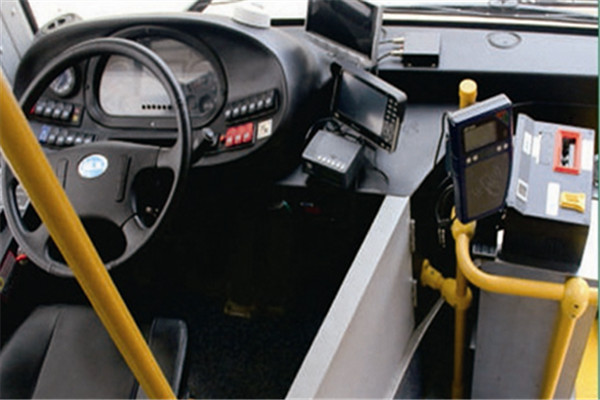 百路佳JXK6180BA5N公交车(天然气国五10-54座)