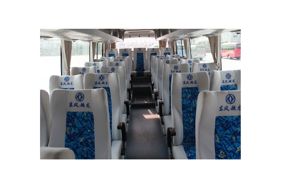 东风超龙EQ6800LHTN客车(天然气国五24-35座)