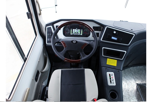 东风超龙EQ6670CBEVT公交车(纯电动10-21座)