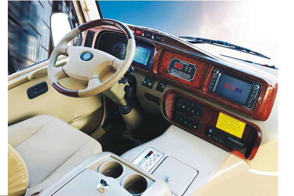 东风超龙EQ6701LBEVT公交车(纯电动10-23座)