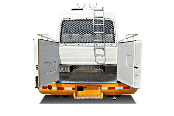 晶马JMV5053XGC工程车(柴油国五10-15座)