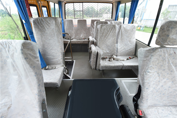 晶马JMV5053XGC工程车(柴油国五10-15座)