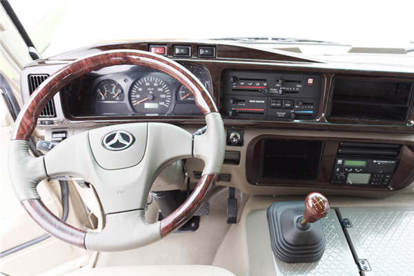 晶马JMV6772GF公交车(柴油国五13-25座)