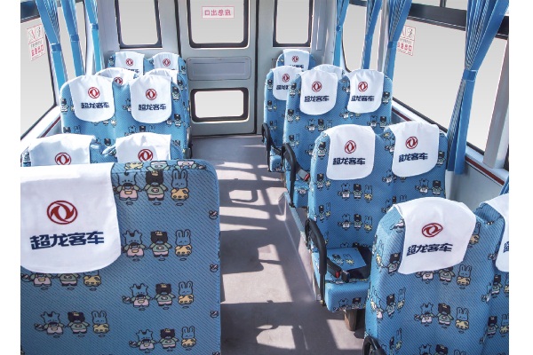 东风超龙EQ6720STV小学生专用校车(柴油国五24-37座)