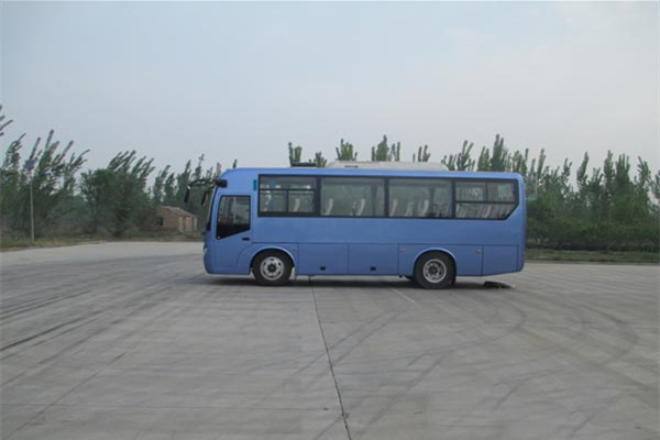 齐鲁BWC6765KN客车(天然气国五24-32座)