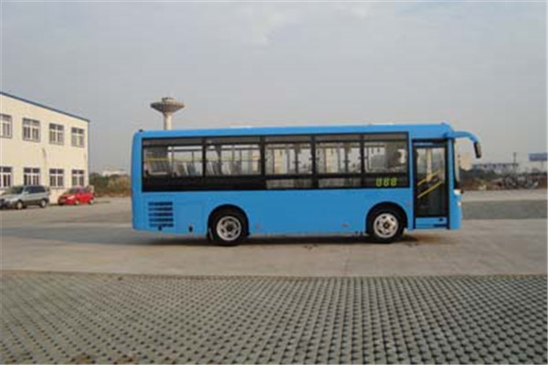 齐鲁BWC6735GA5公交车(柴油国五13-28座)