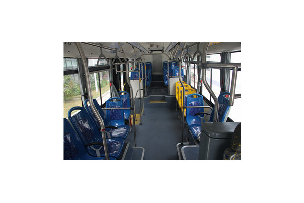 申沃SWB6107PHEV10公交车(柴油/电混动国五19-33座)