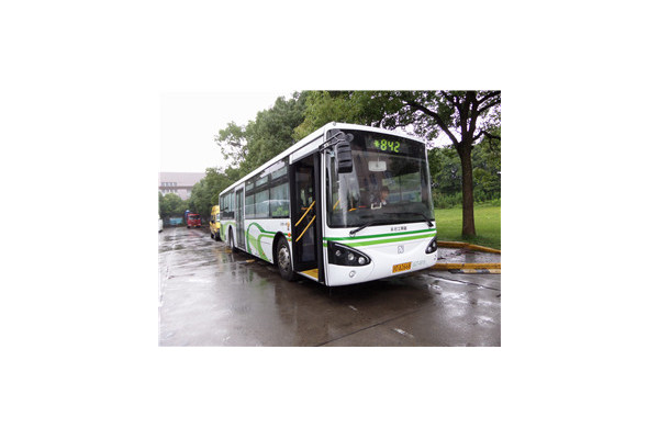 申沃SWB6127SHEV8公交车(柴油/电混动国五20-42座)