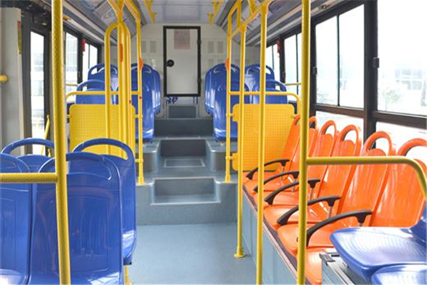 亚星JS6108GHEV7公交车(柴油/电混动国五20-42座)