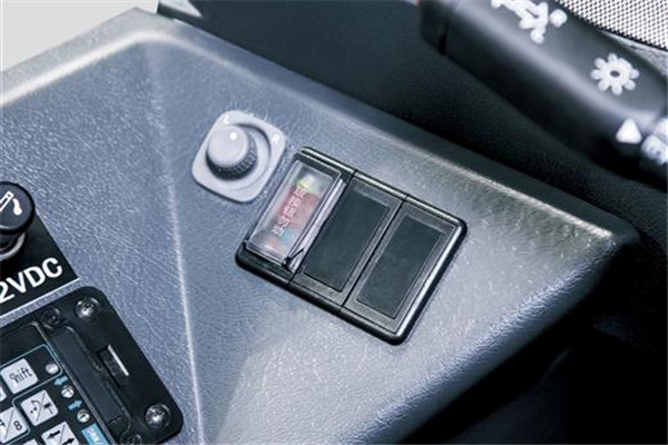 亚星JS6108GHEVC10公交车(天然气/电混动国五12-42座)