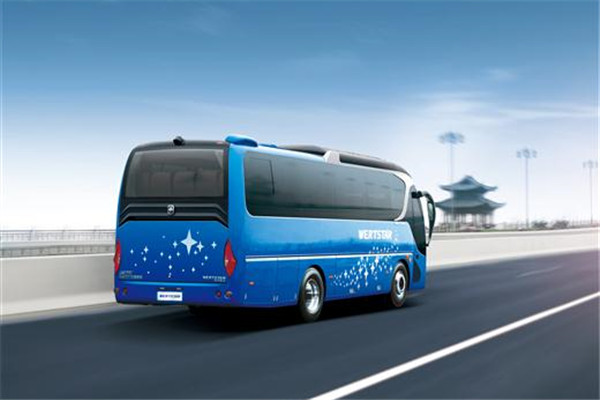 亚星YBL6805HQP客车(柴油国五24-34座)