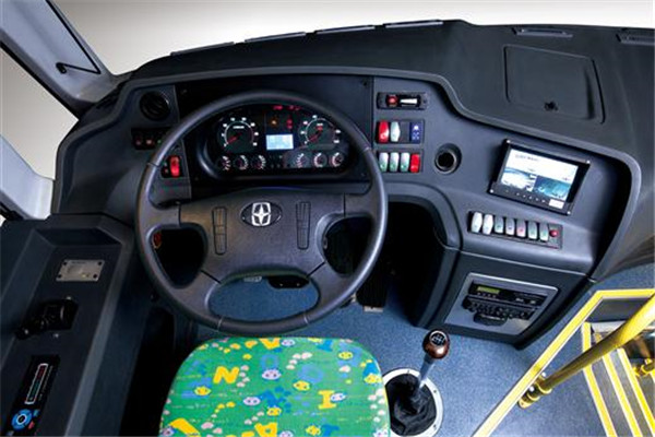 亚星JS6100XCP小学生专用校车（柴油国五24-56座）