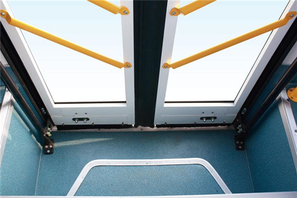 亚星JS6101GHBEV1公交车(纯电动12-36座)