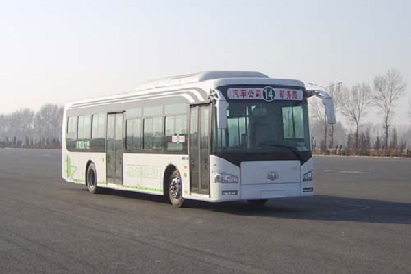 一汽CA6120URBEV21公交车(纯电动27-35座)