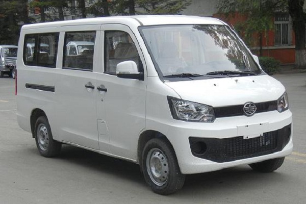 一汽CA6440A80多用途乘用车(汽油国五7座)