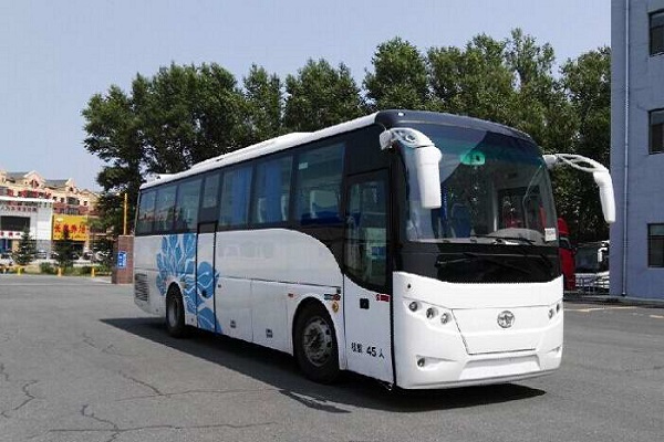 一汽CA6107LRD85客车(柴油国五35-45座)
