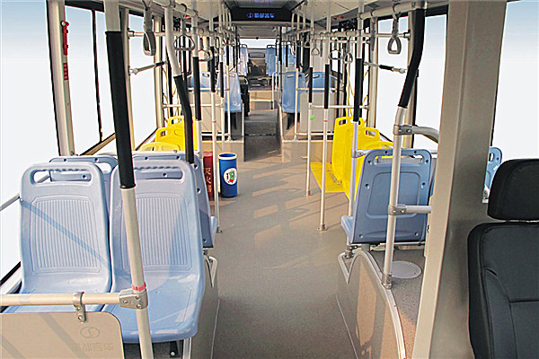 蜀都CDK6182CH1R铰接公交车(天然气国五17-55座)