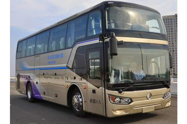 金旅XML6102J55Y客车(柴油国五24-53座)