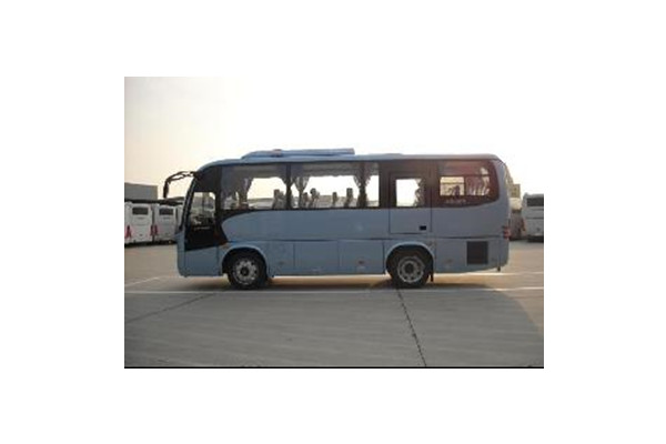 海格KLQ6796KQC51客车(天然气国五24-35座)