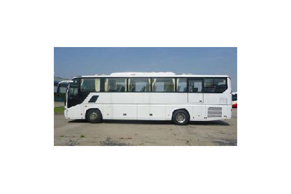 海格KLQ6105YAE51B客车(柴油国五24-46座)