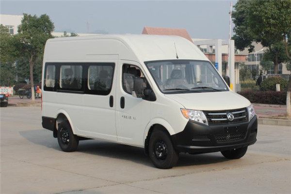 东风旅行车EQ6580WABDB客车(柴油国五5-9座)